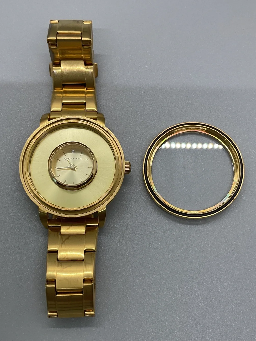 Origami Owl statement gold